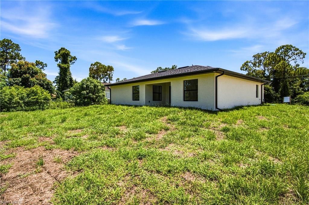 739 Fullerton Ave S, Lehigh Acres, FL 33974 Photo