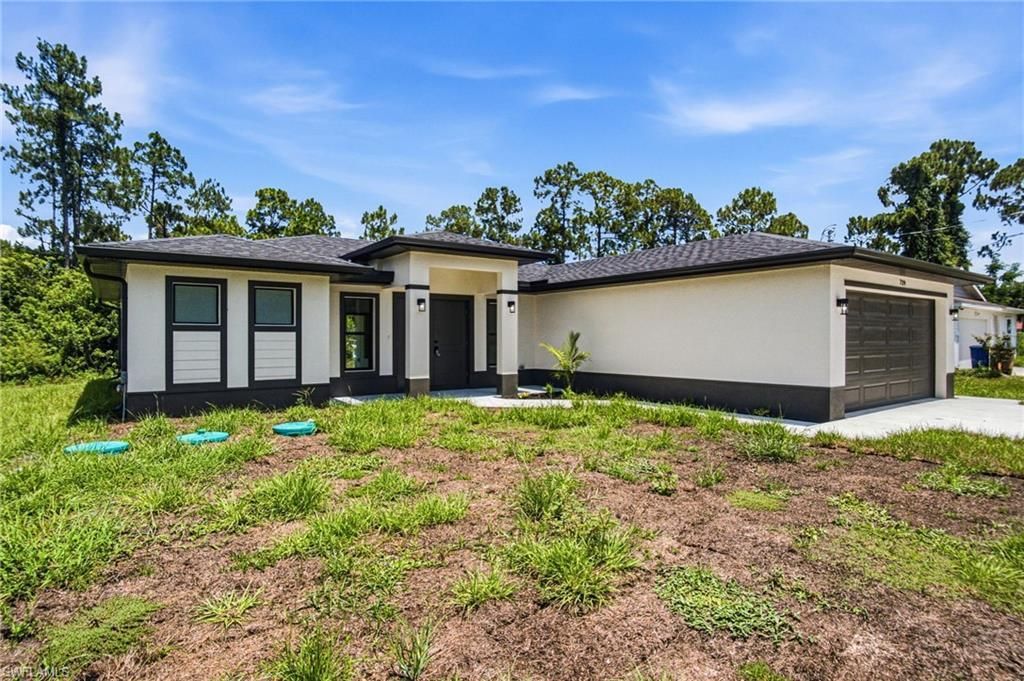739 Fullerton Ave S, Lehigh Acres, FL 33974 Photo