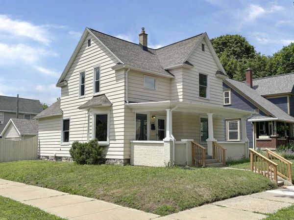 1335 Union Avenue NE, Grand Rapids, MI 49505