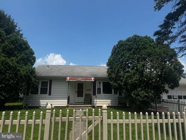 1455 ASH AVENUE , STATE COLLEGE, PA 16801