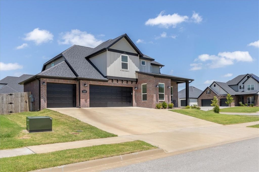 5204 Nandina Lane Bentonville, AR 72713