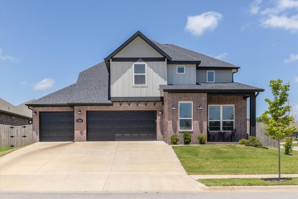 5204 Nandina Lane  Bentonville, AR 72713
