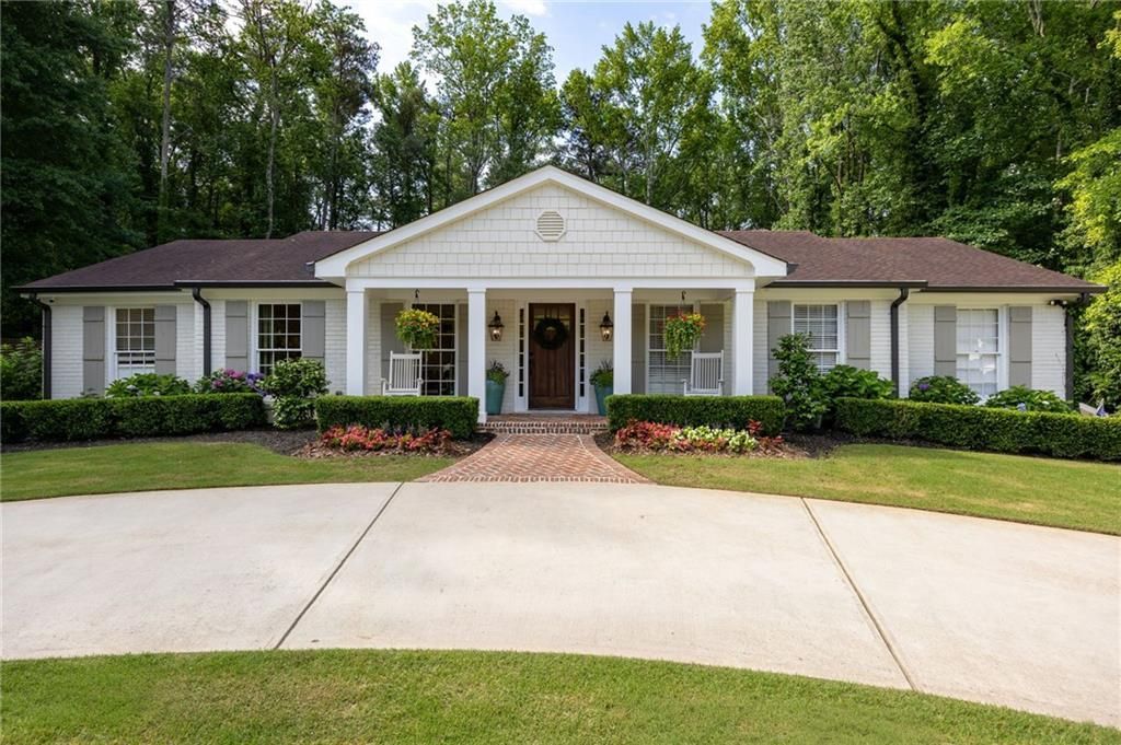 860 Hickory Drive Sw, Marietta, GA 30064 Main Photo
