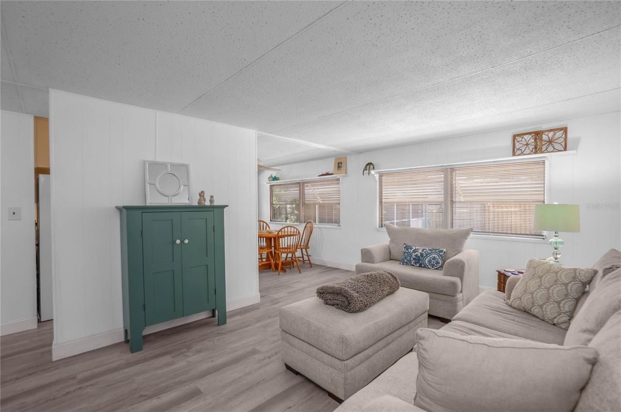 4556 E Shorewood Drive , Hernando, FL 34442 Photo