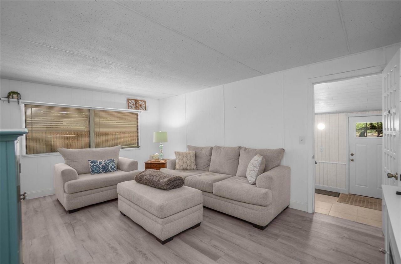 4556 E Shorewood Drive , Hernando, FL 34442 Photo