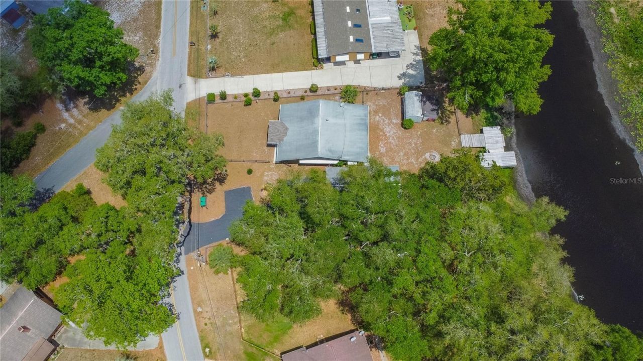 4556 E Shorewood Drive , Hernando, FL 34442 Photo