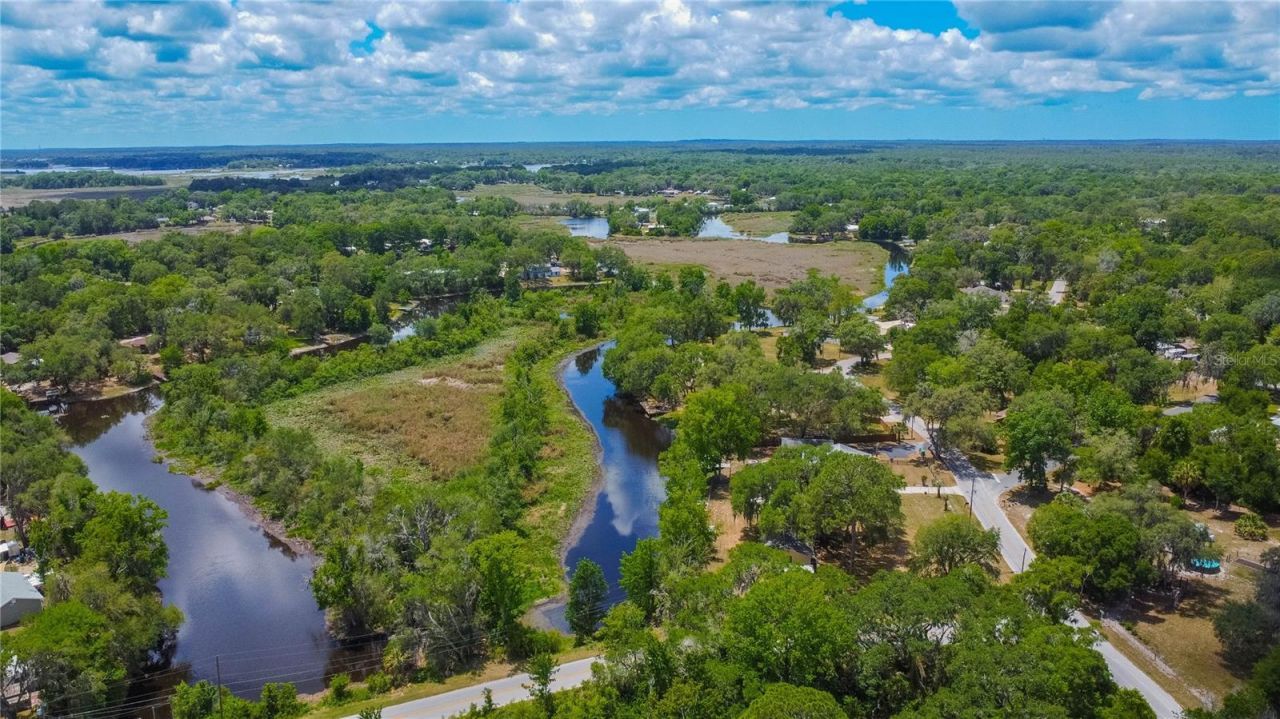 4556 E Shorewood Drive , Hernando, FL 34442 Photo