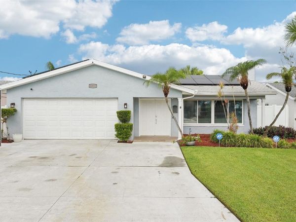 6010 BAYOU GRANDE BOULEVARD NE, ST PETERSBURG, FL 33703