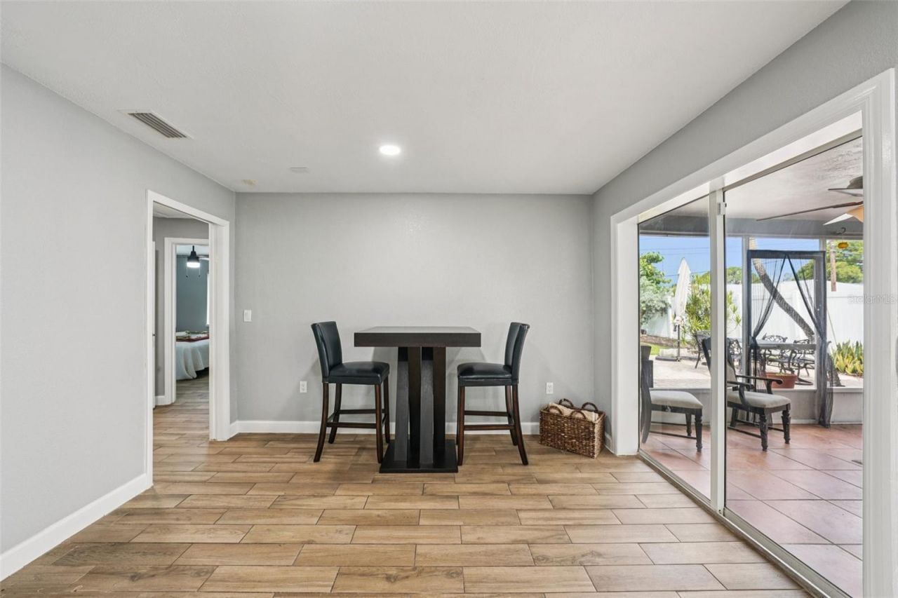 6010 Bayou Grande Boulevard Ne, Saint Petersburg, FL 33703 Photo