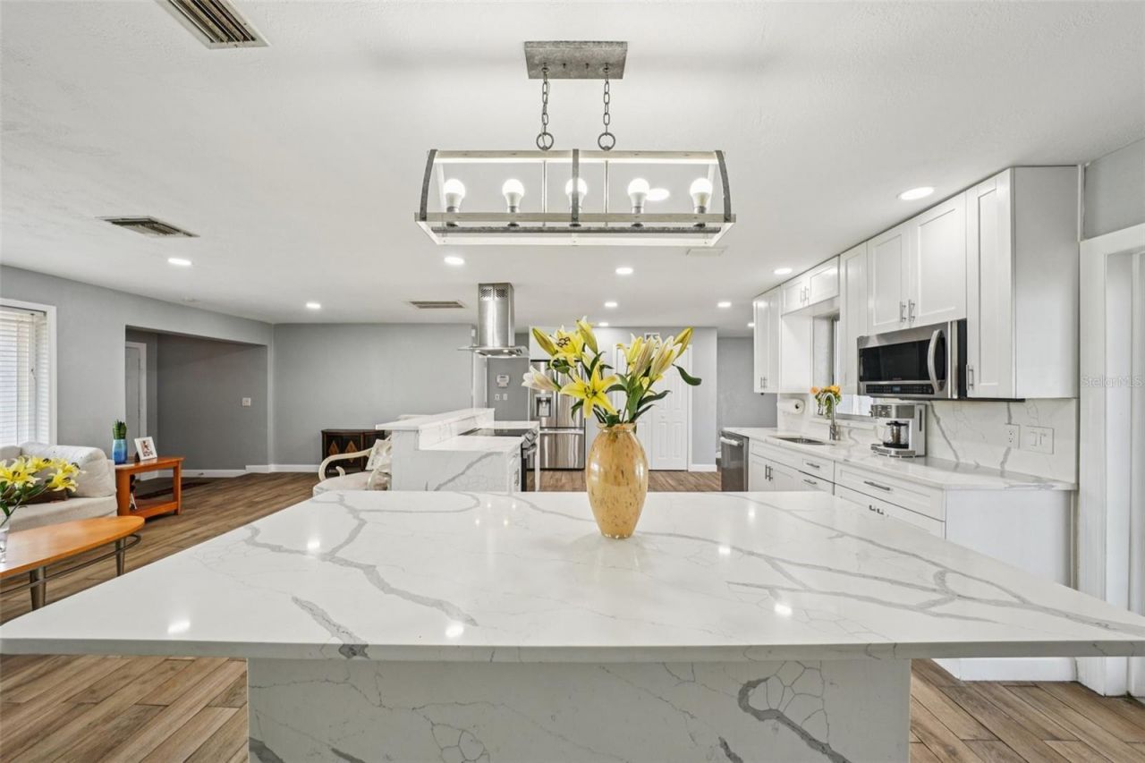 6010 Bayou Grande Boulevard Ne, Saint Petersburg, FL 33703 Photo