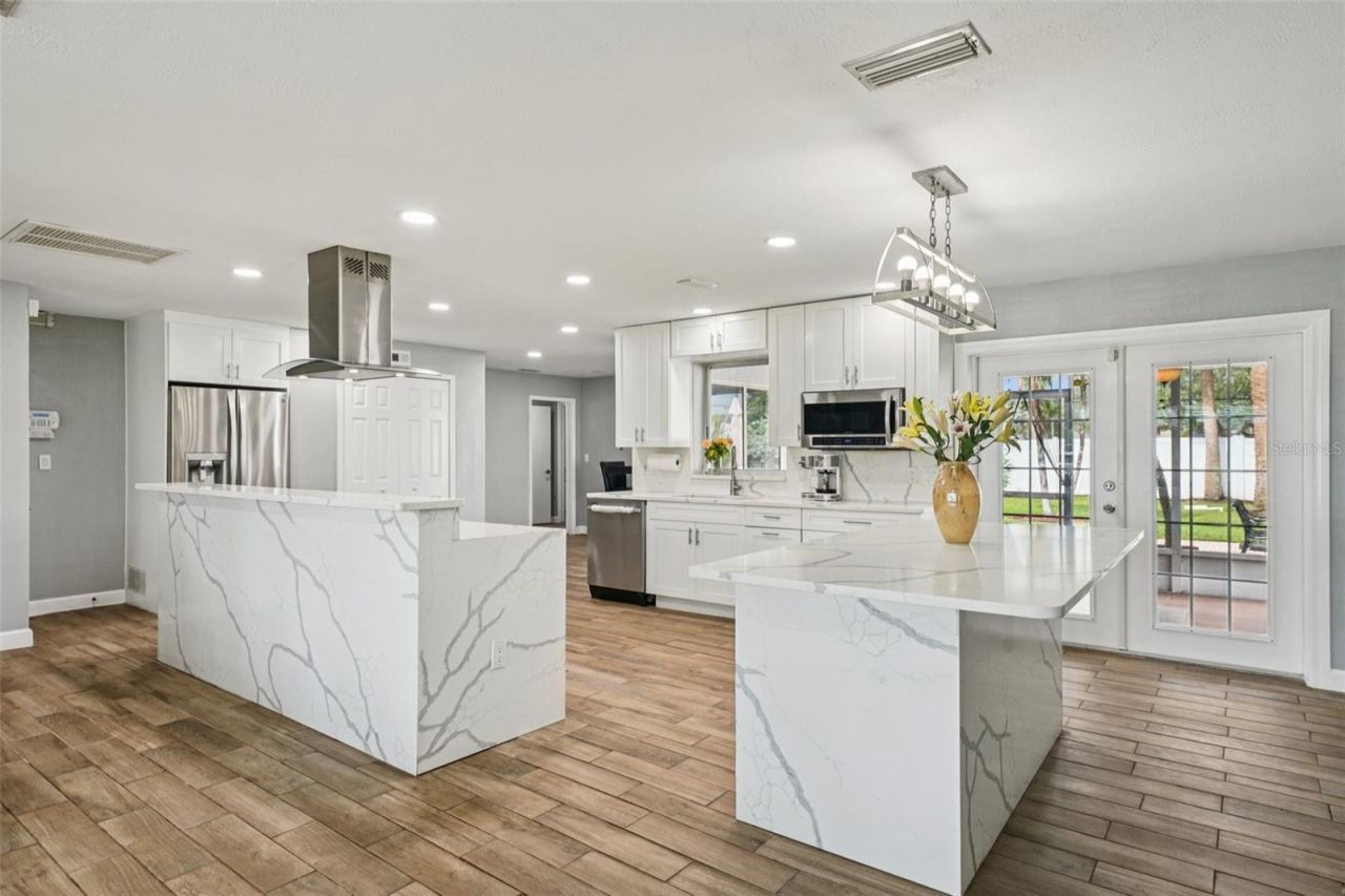 6010 Bayou Grande Boulevard Ne, Saint Petersburg, FL 33703 Photo