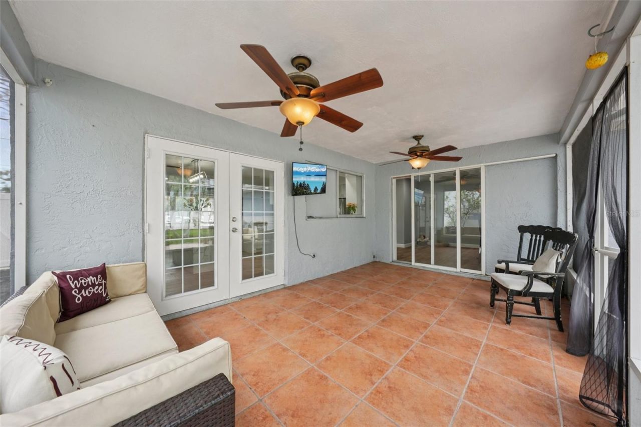 6010 Bayou Grande Boulevard Ne, Saint Petersburg, FL 33703 Photo