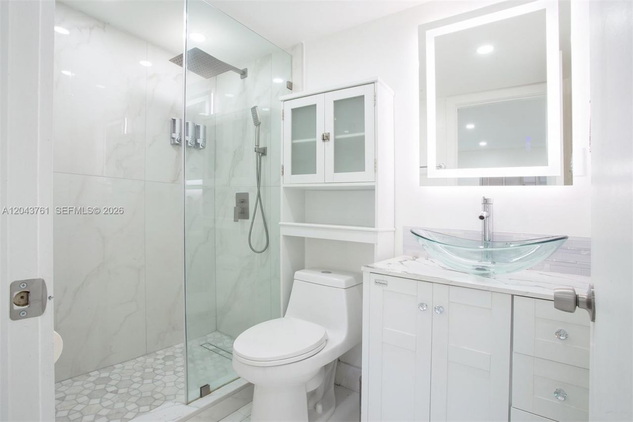 13350 SW 1st St , Unit 112P, Pembroke Pines, FL 33027 Photo