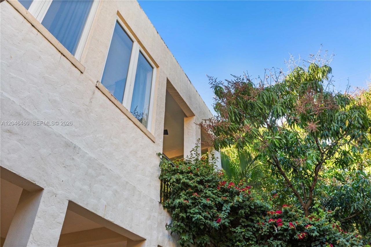 737 Alhambra Cir , Coral Gables, FL 33134 Photo