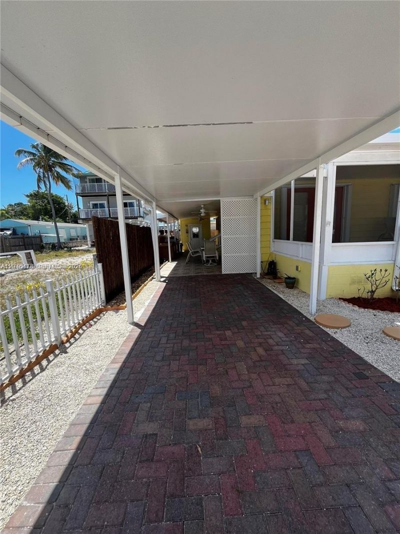 84 Avenue D, Unit D, Key Largo, FL 33037 Photo