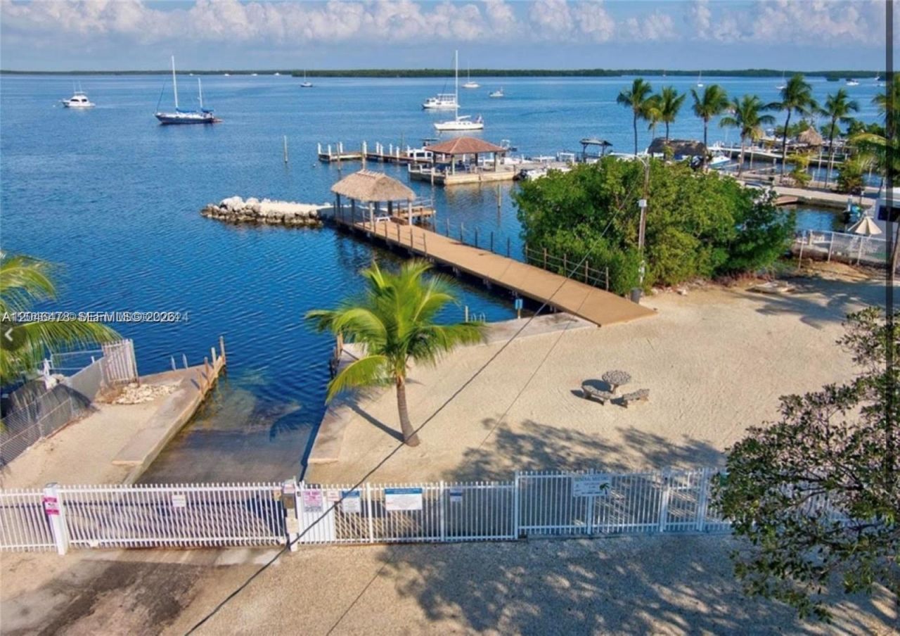 84 Avenue D, Unit D, Key Largo, FL 33037 Photo