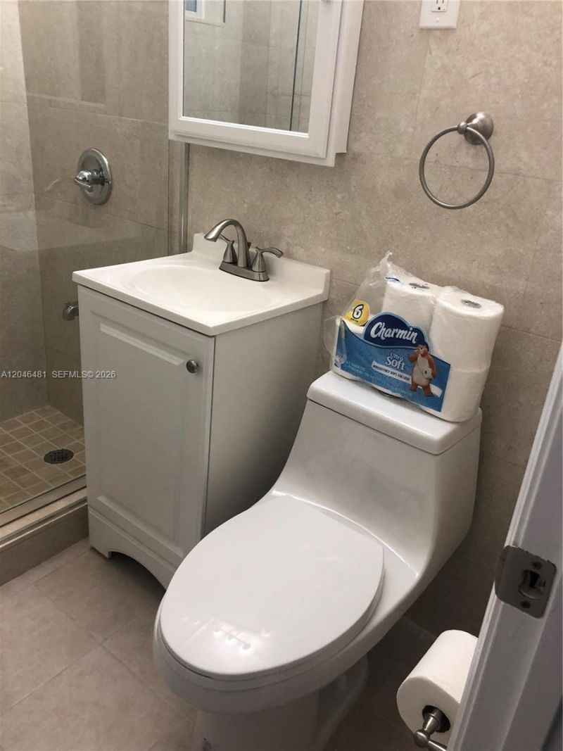 4440 NW 3rd St , Unit 1, Miami, FL 33126 Photo