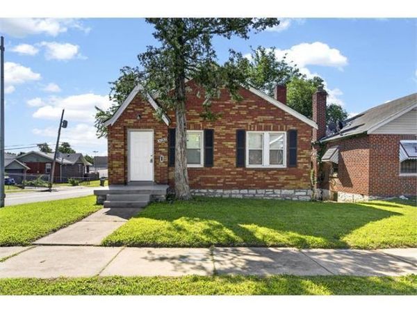 4262 Dardenne Drive , St Louis, MO 63120
