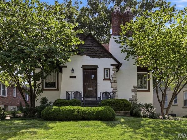 2135 Sutton Avenue , Richmond Heights, MO 63117