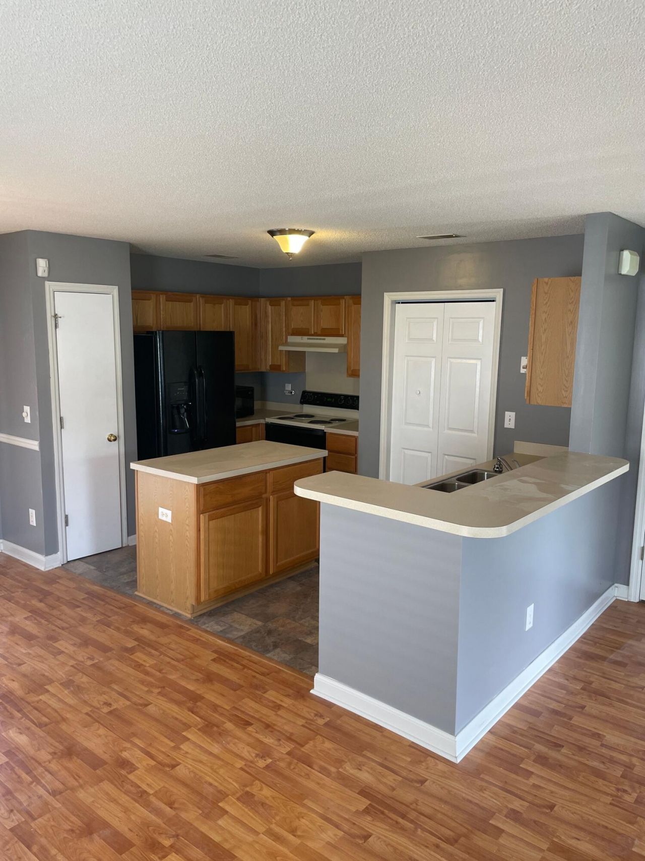 204 Two Pond Loop Photo 6