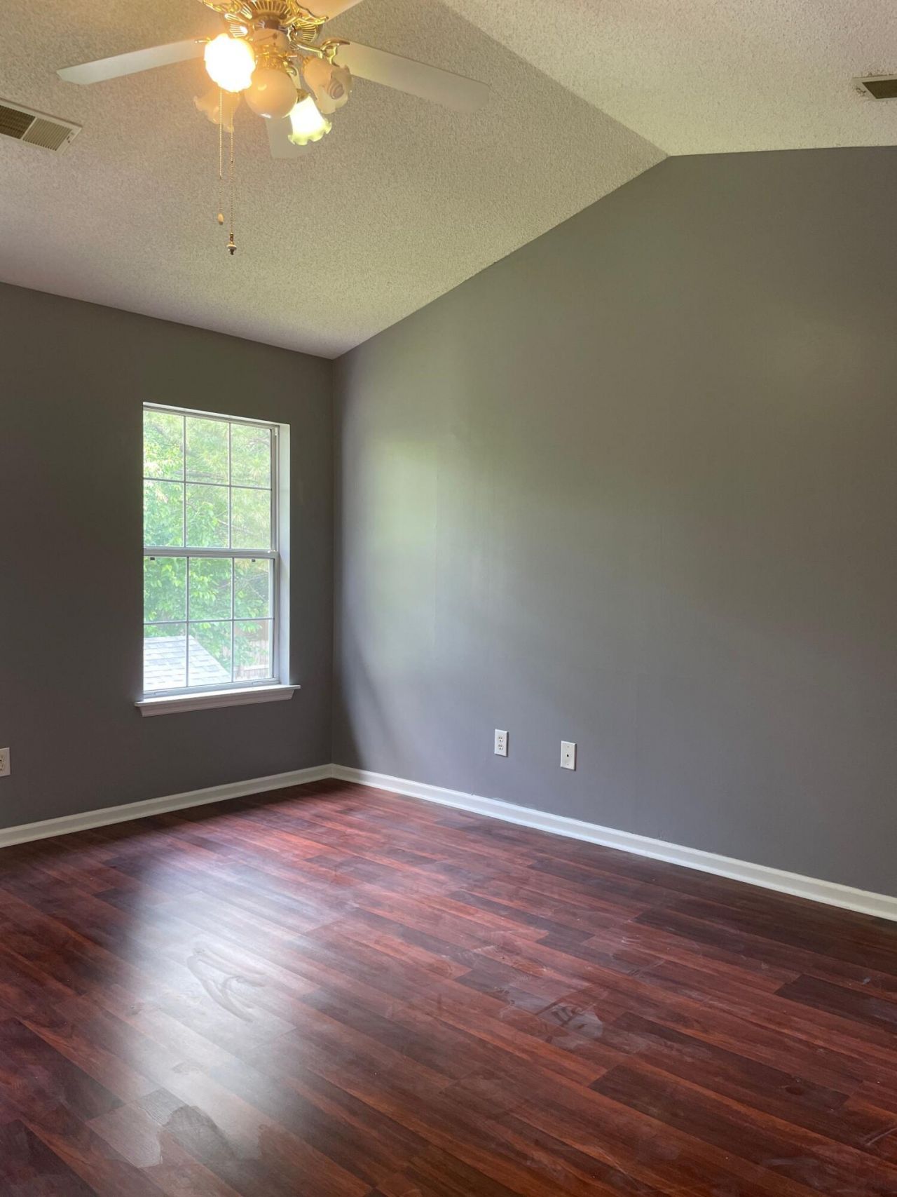 204 Two Pond Loop Photo 9