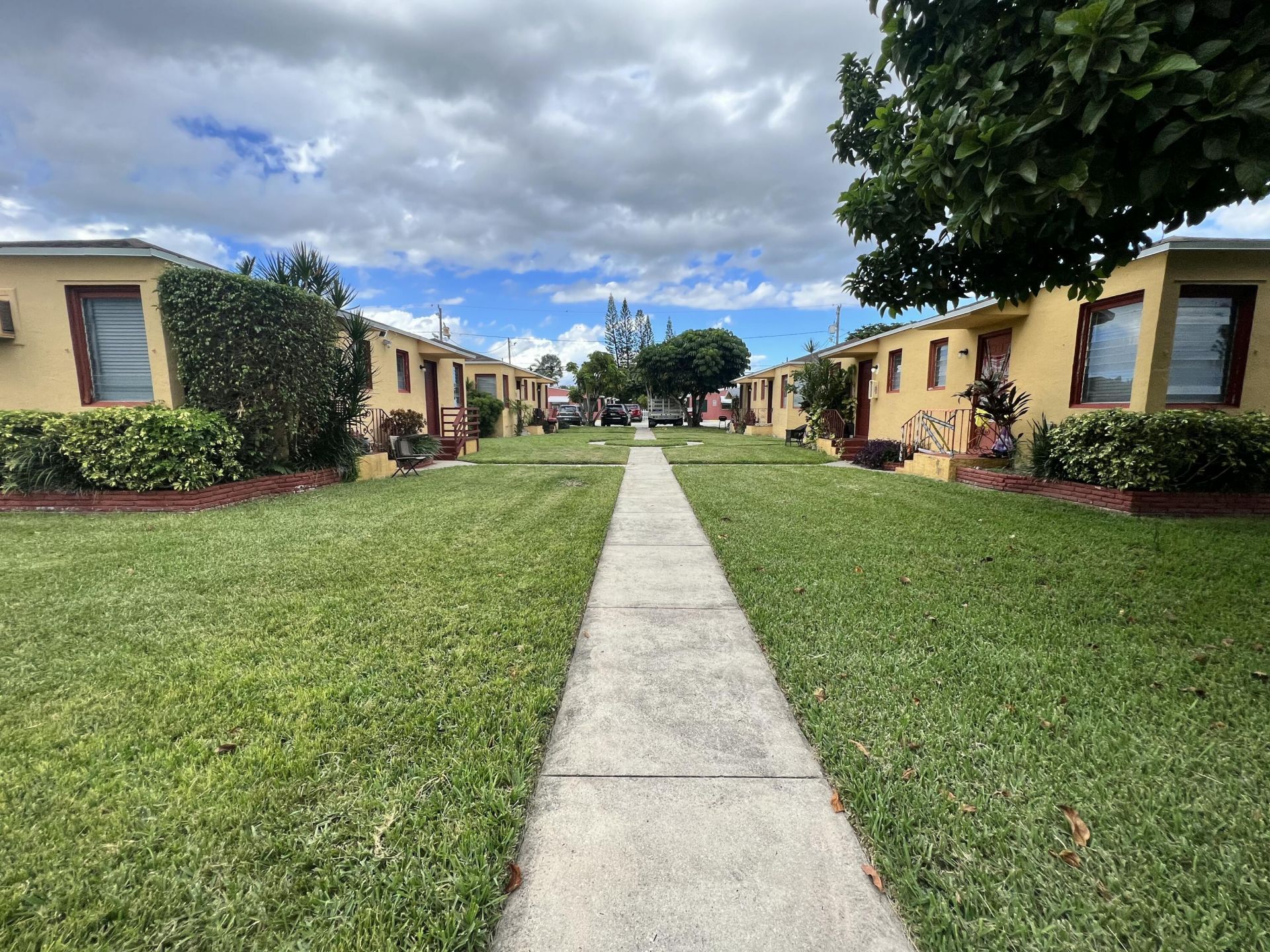 1739 Moffett Street, Unit 3, Hollywood, FL 33020 Photo