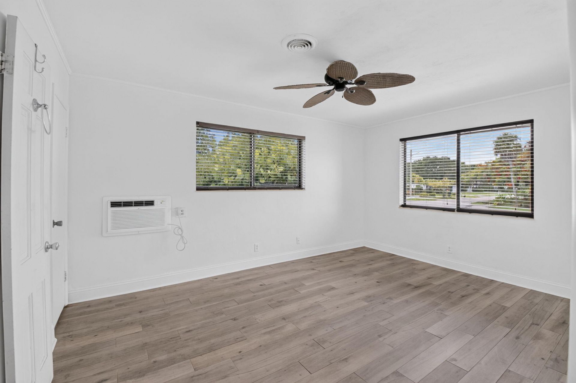 424 NW 12th Avenue, Boca Raton, FL 33486 Photo