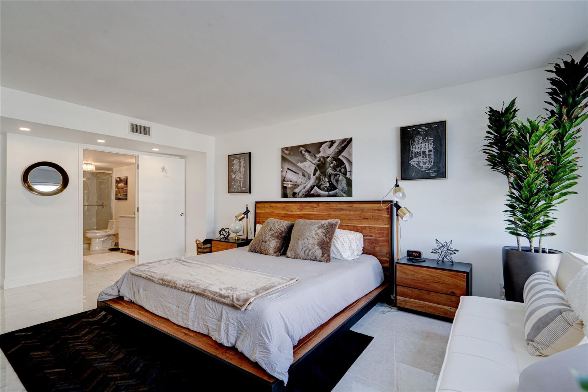3500 Galt Ocean Drive, Unit 716, Fort Lauderdale, FL 33308 Photo
