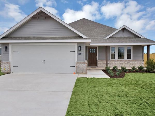 312 Colby Drive, Hillsboro, TX 76645