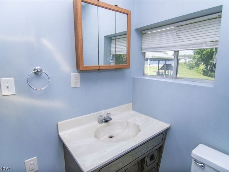 114 Chestnut Street, Bethesda, OH 43719 Photo 32