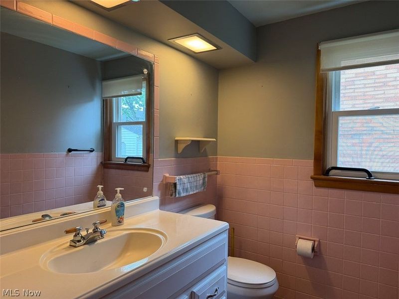 1810 Parkway Boulevard, Alliance, OH 44601 Photo 12