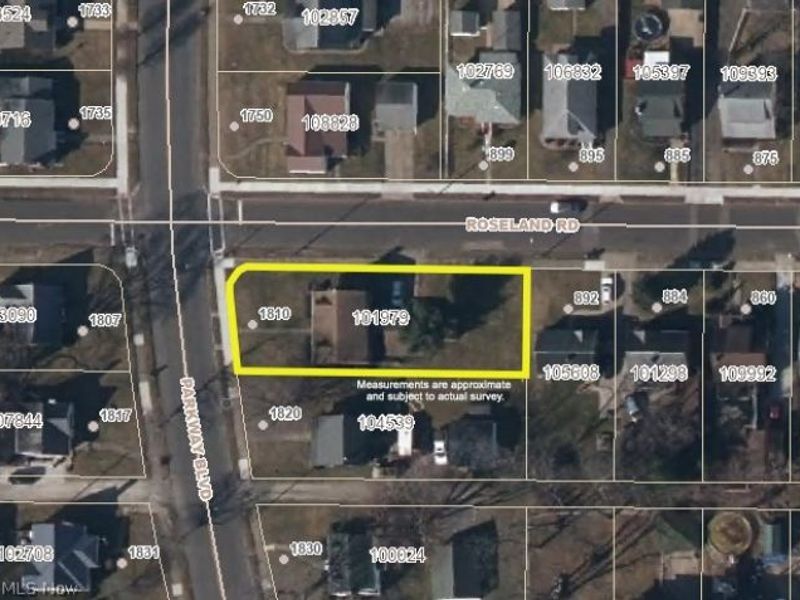 1810 Parkway Boulevard, Alliance, OH 44601 Photo 20