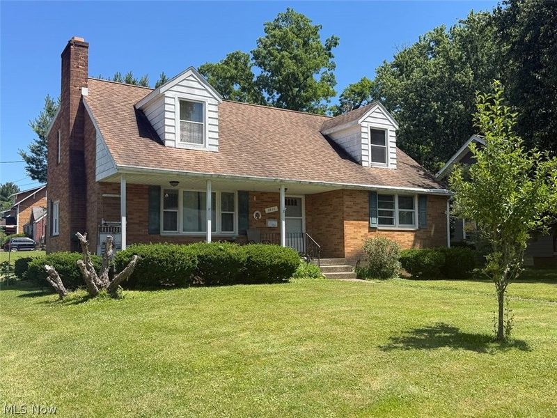 1810 Parkway Boulevard, Alliance, OH 44601 Photo 3