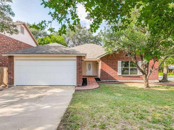9598 CANTURA CRST, San Antonio, TX 78250