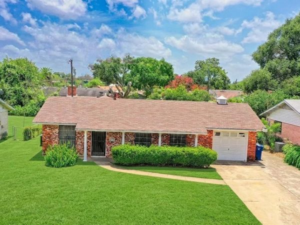 4810 WYCLIFF DR, San Antonio, TX 78220