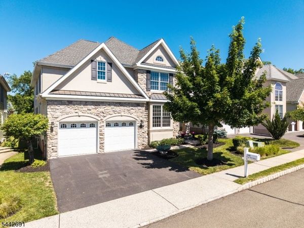 148 Briar Hill Dr, Scotch Plains, NJ 07076
