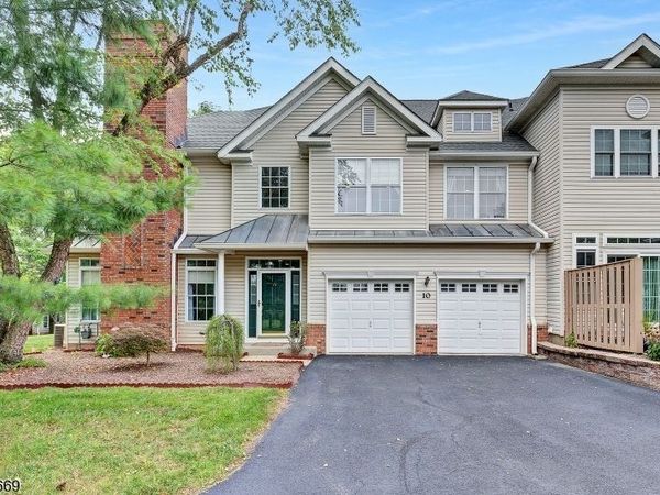 10 Stevens Ln, Bridgewater, NJ 08836