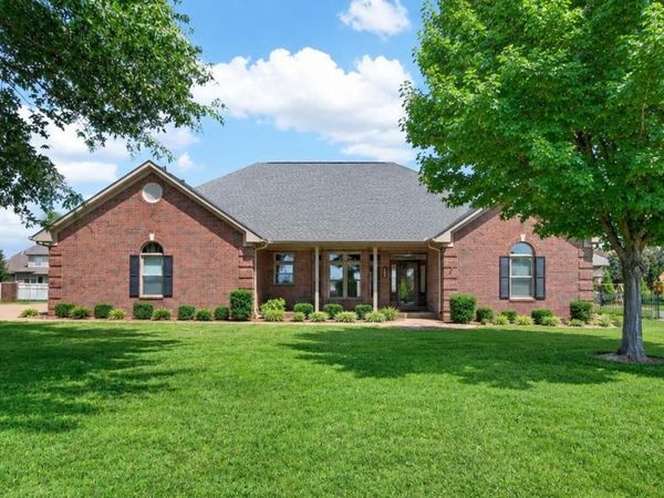 290 Neal Howell Road, Bowling Green, KY 42104