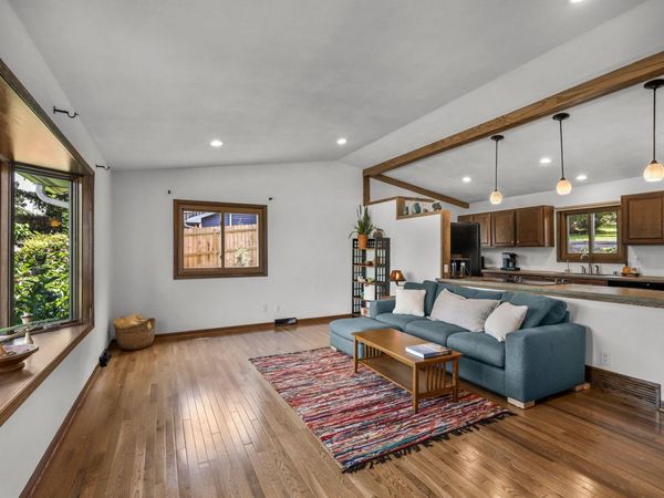 413 8th Street, New Glarus, WI 53574