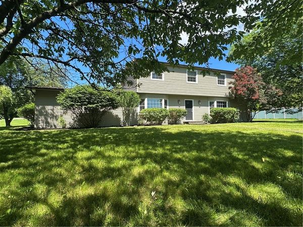 722 White Springs Drive , Geneva, NY 14456