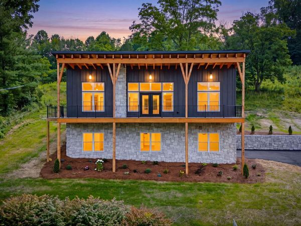 1385 Gap Creek Road, Elizabethton, TN 37643