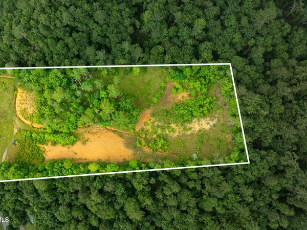 1005 Sciota Road, Unicoi, TN 37692
