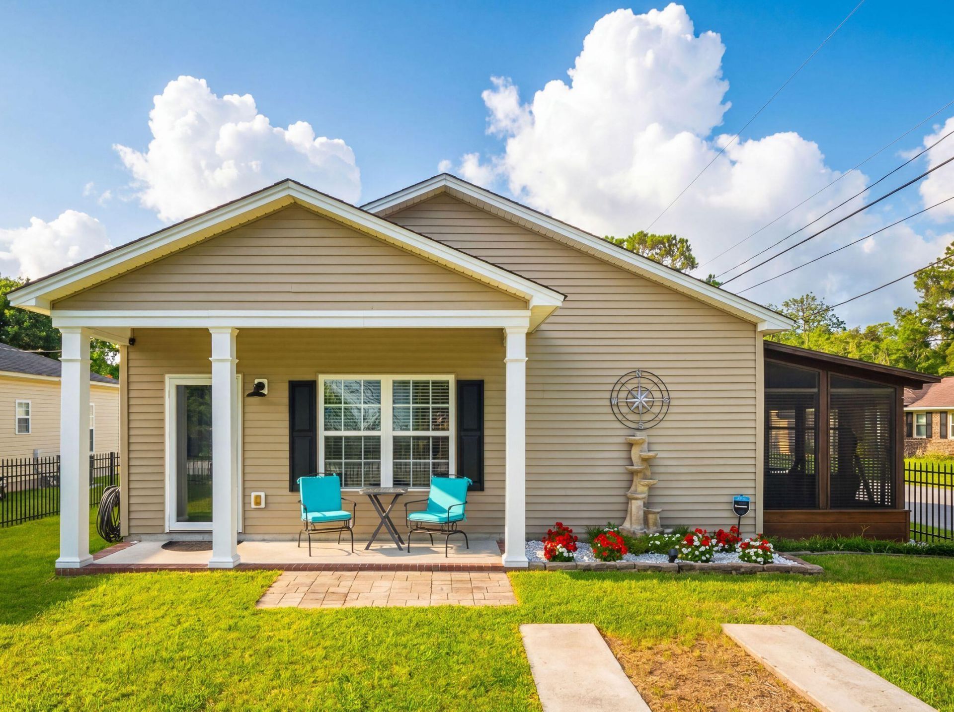 823 Minnie Street Photo 1