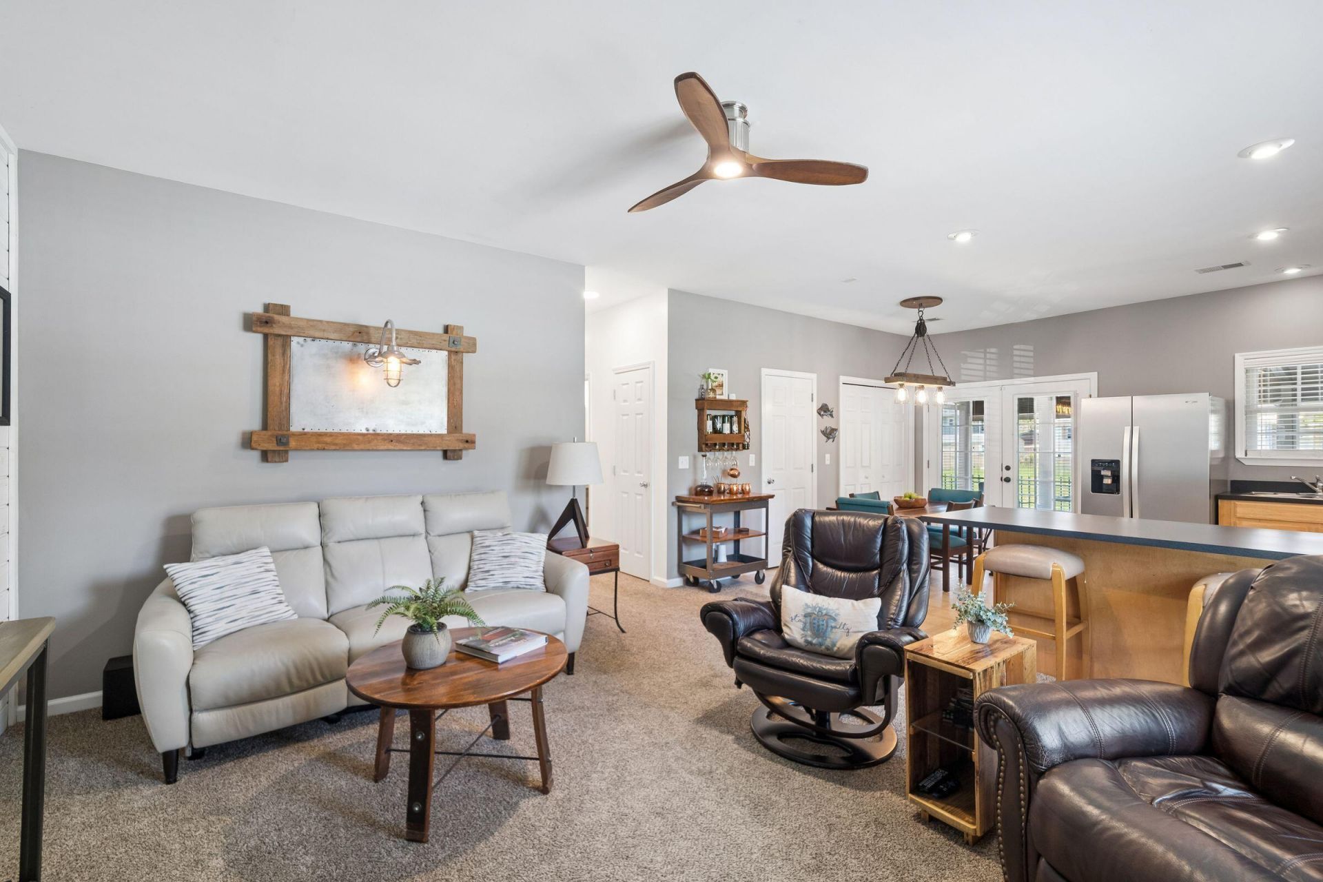 823 Minnie Street Photo 11