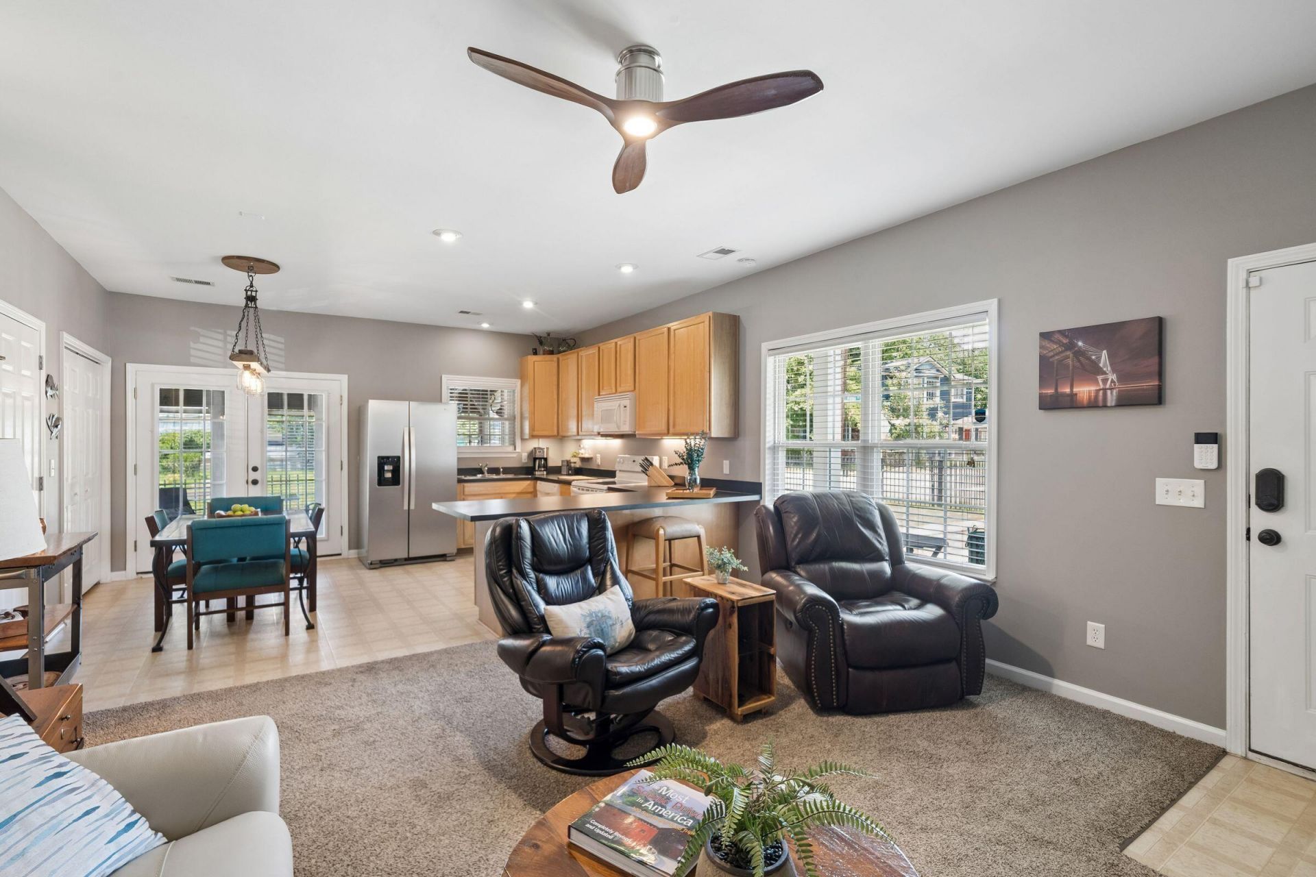 823 Minnie Street Photo 14