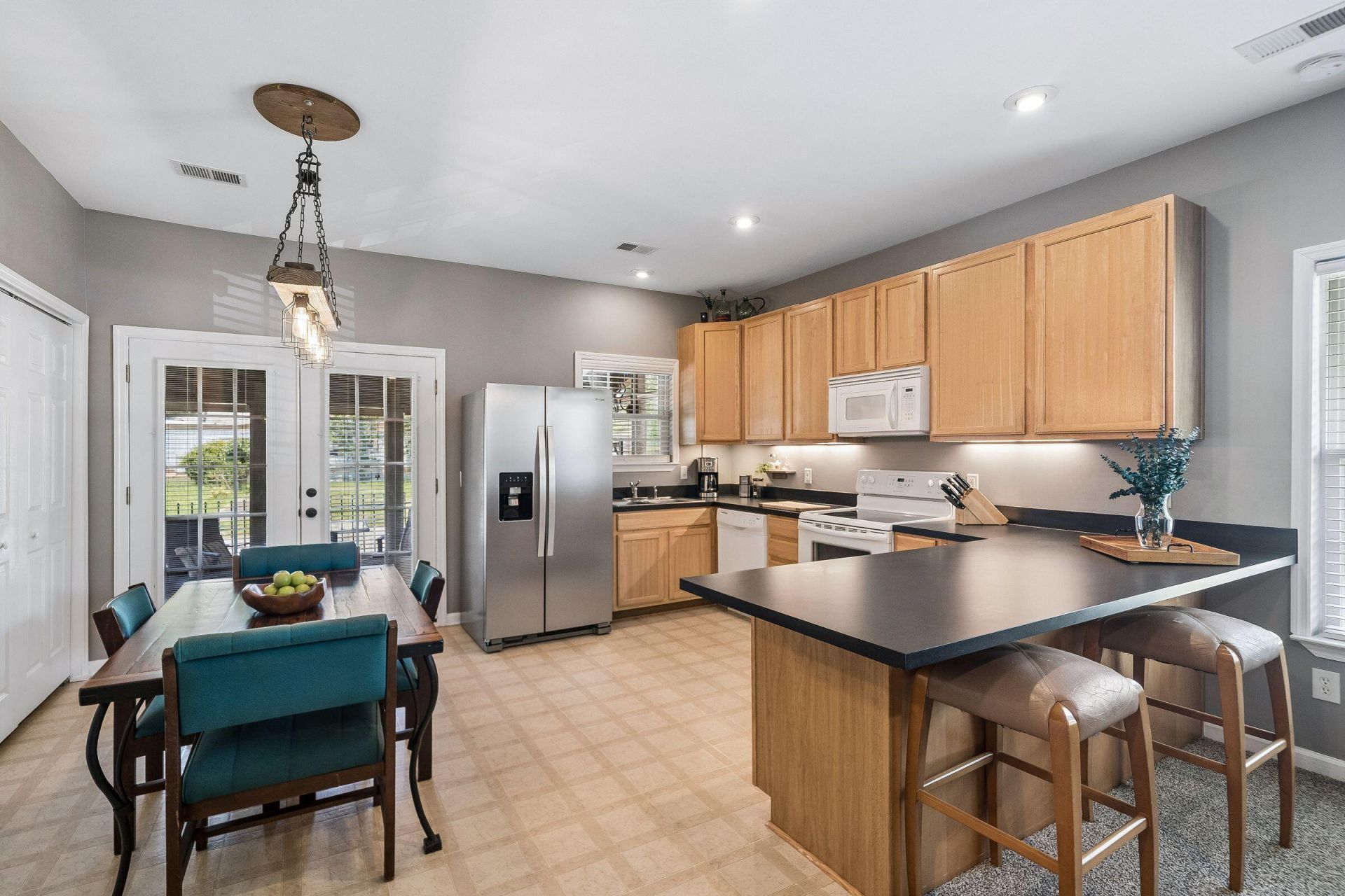 823 Minnie Street Photo 15