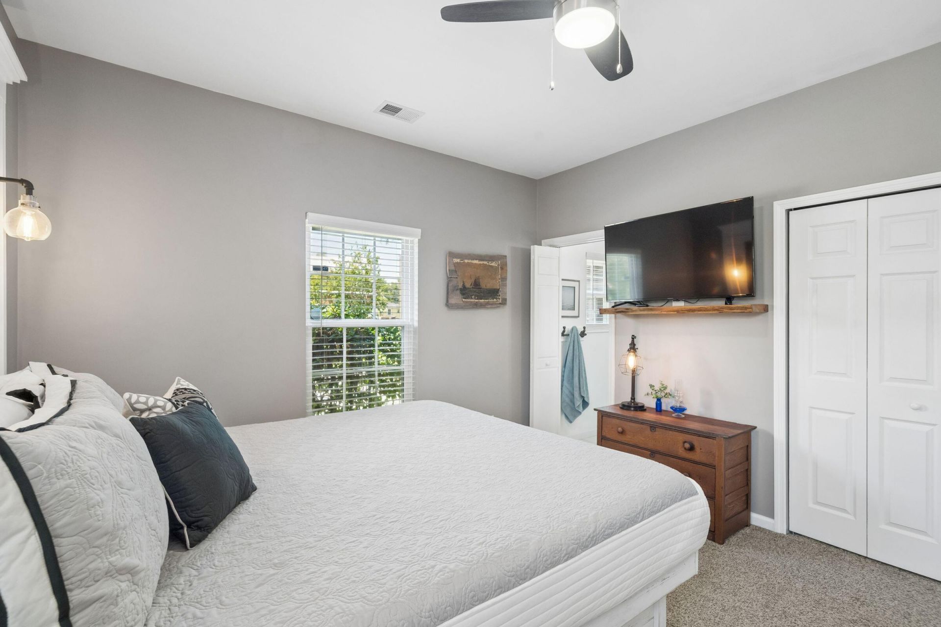 823 Minnie Street Photo 36