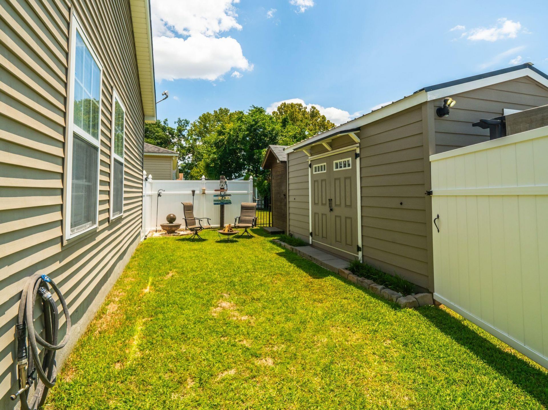 823 Minnie Street Photo 40