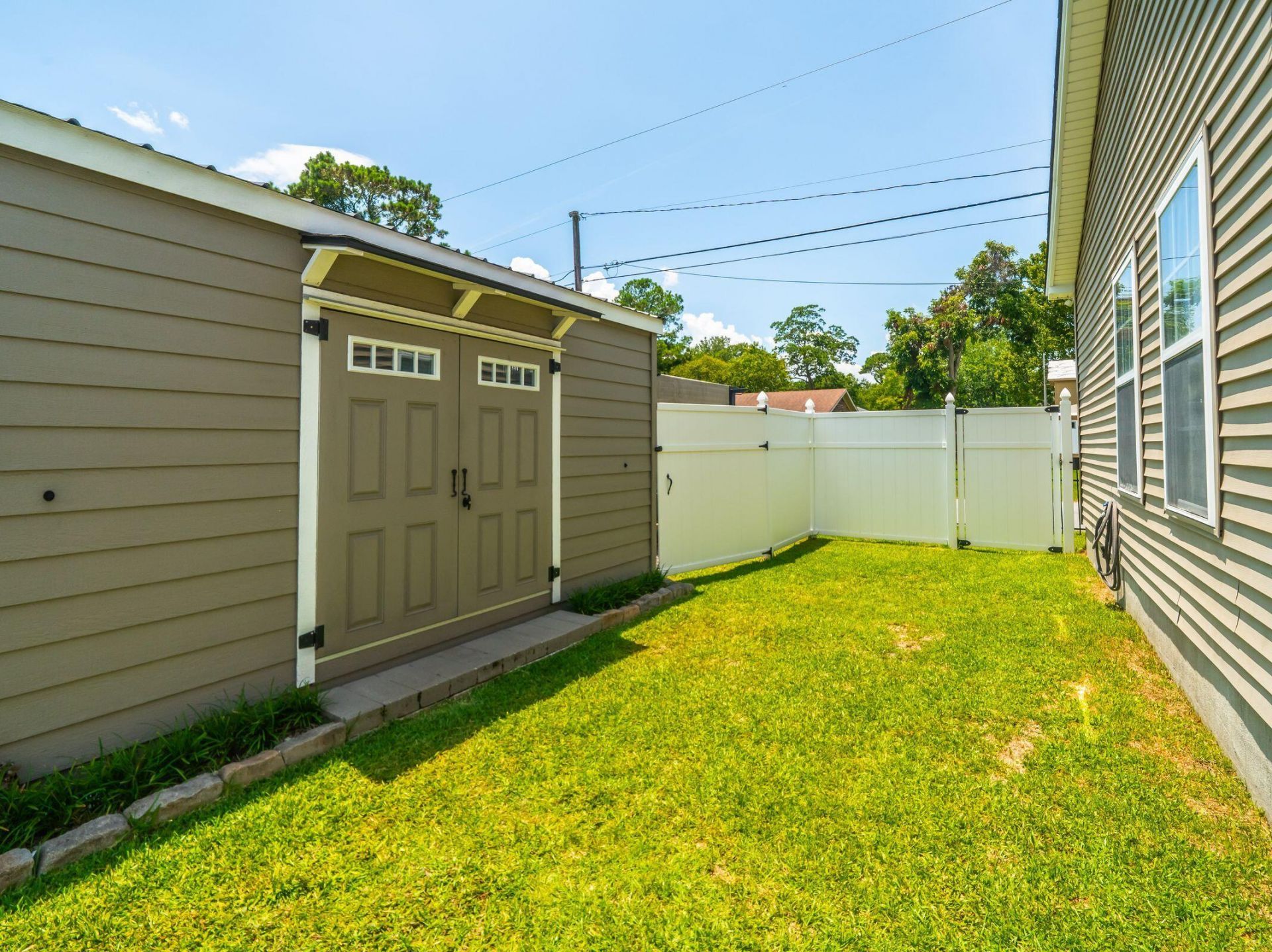 823 Minnie Street Photo 41