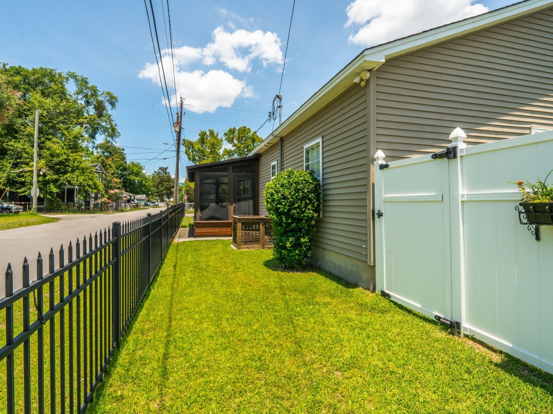 823 Minnie Street Photo 50